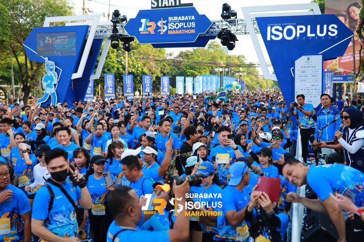 Race photo from SURABAYA ISOPLUS MARATHON 2025