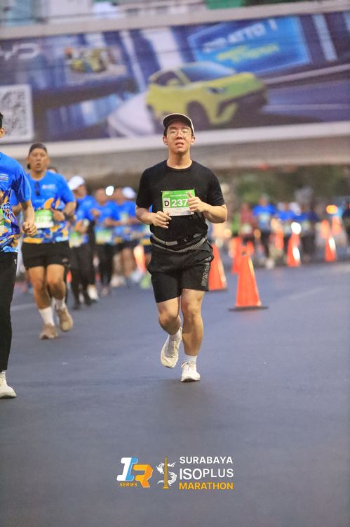 Race photo from SURABAYA ISOPLUS MARATHON 2025
