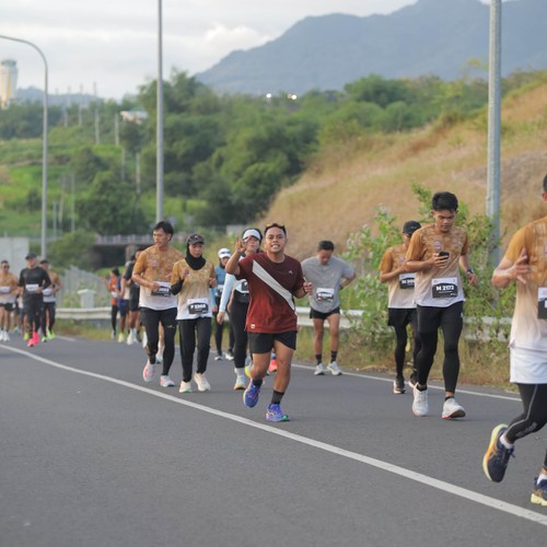 Race photo from KEDIRI HALF MARATHON 2026