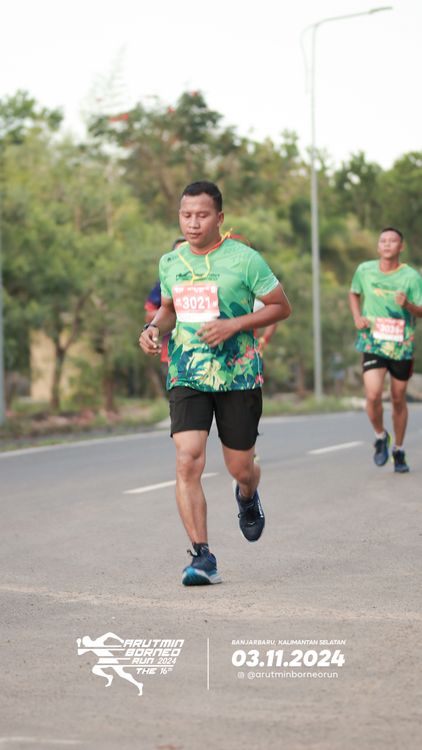 Race photo from Arutmin Borneo Run 2024
