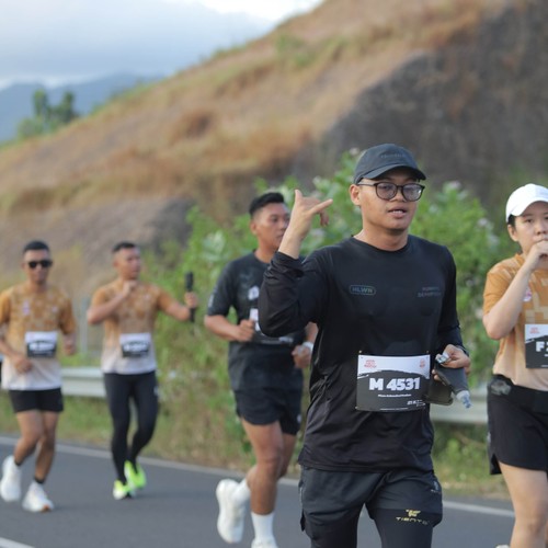 Race photo from KEDIRI HALF MARATHON 2026