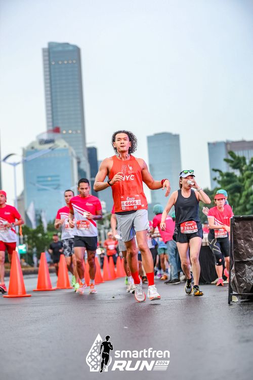 Race photo from Smartfren Run 2024