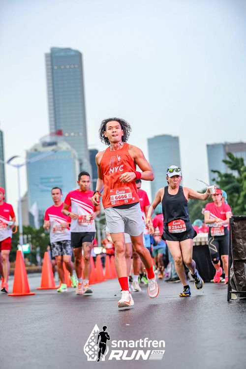 Race photo from Smartfren Run 2024