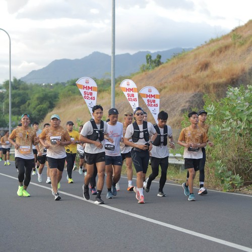 Race photo from KEDIRI HALF MARATHON 2026