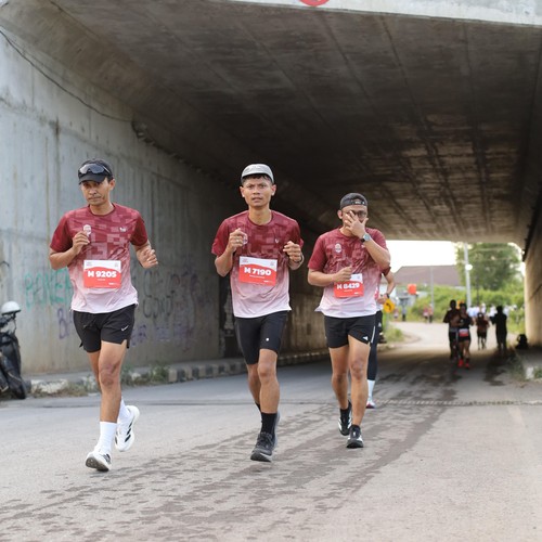 Race photo from KEDIRI HALF MARATHON 2026