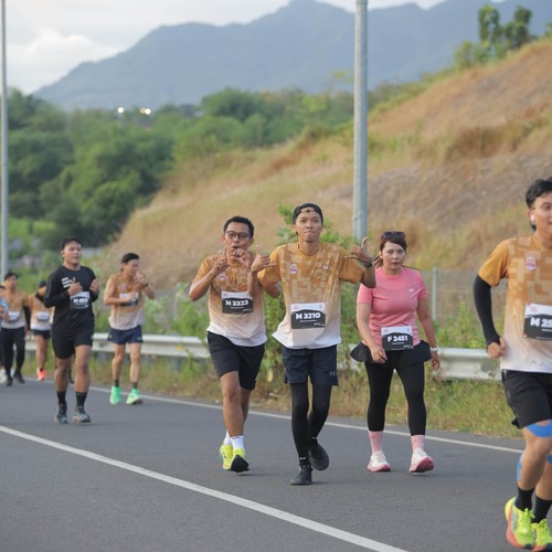 Race photo from KEDIRI HALF MARATHON 2026