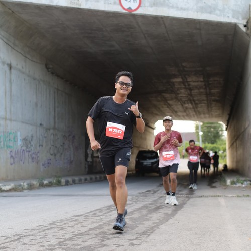 Race photo from KEDIRI HALF MARATHON 2026