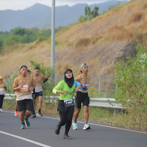 Race photo from KEDIRI HALF MARATHON 2026