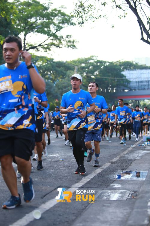 Race photo from Isoplus Run 2024 Surabaya