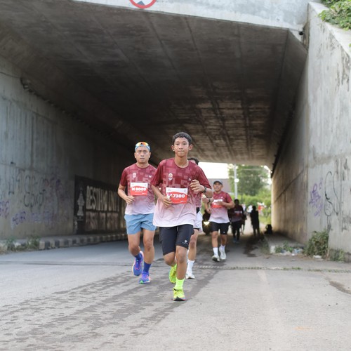 Race photo from KEDIRI HALF MARATHON 2026