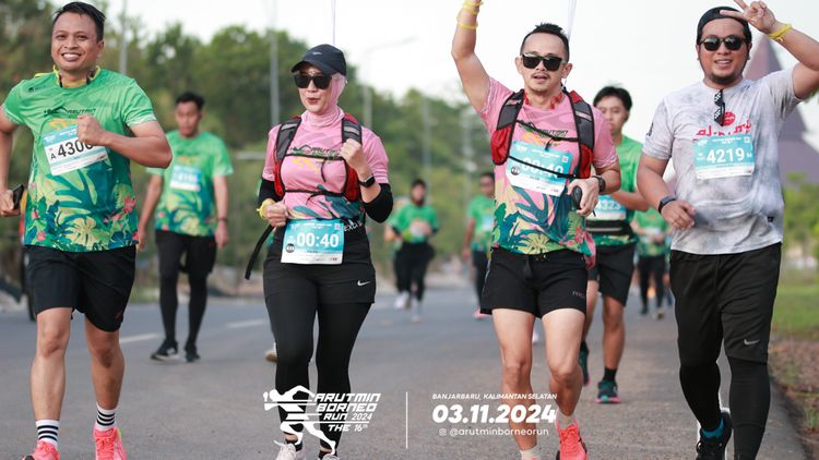Race photo from Arutmin Borneo Run 2024