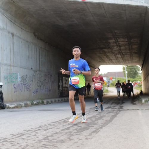 Race photo from KEDIRI HALF MARATHON 2026