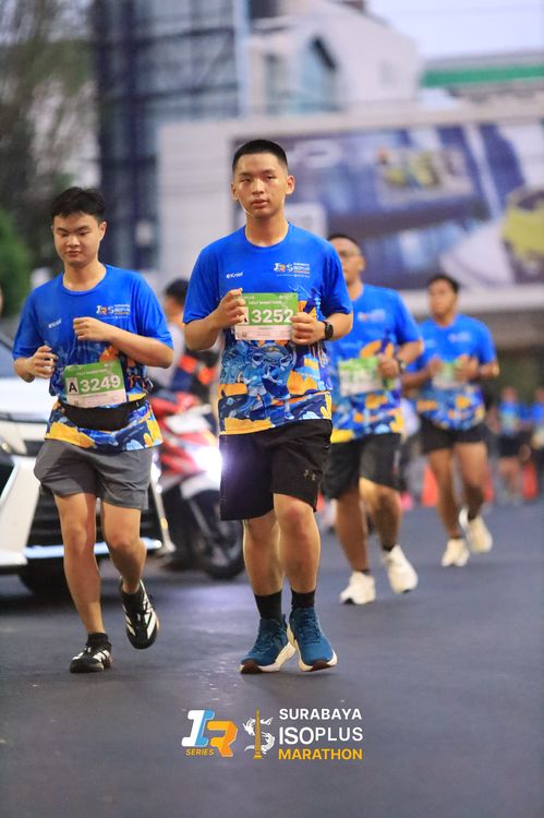 Race photo from SURABAYA ISOPLUS MARATHON 2025