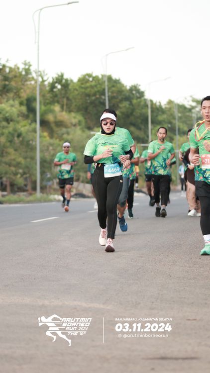 Race photo from Arutmin Borneo Run 2024