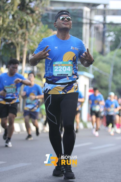 Race photo from Isoplus Run 2024 Surabaya