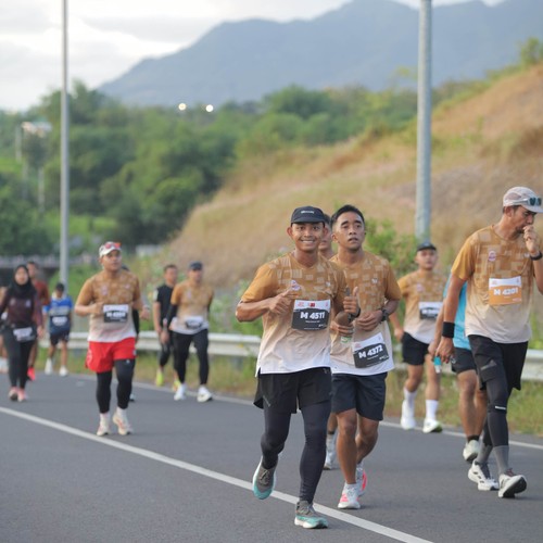 Race photo from KEDIRI HALF MARATHON 2026