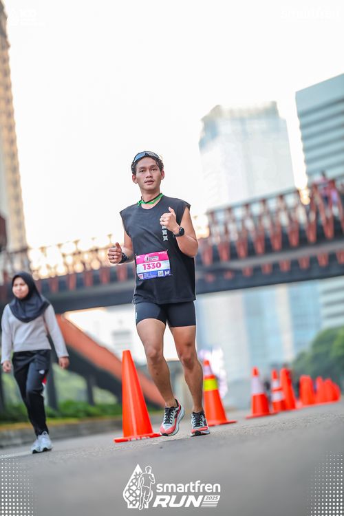 Race photo from Smartfren Run 2025 