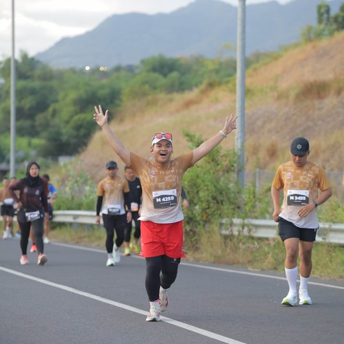 Race photo from KEDIRI HALF MARATHON 2026