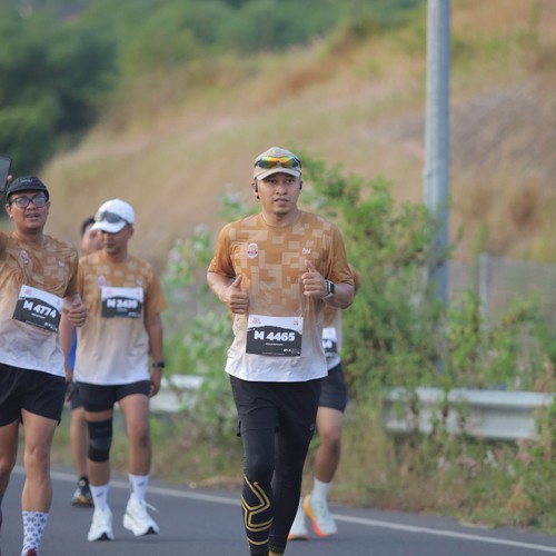 Race photo from KEDIRI HALF MARATHON 2026