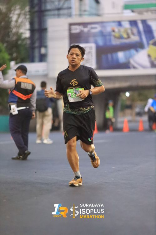 Race photo from SURABAYA ISOPLUS MARATHON 2025
