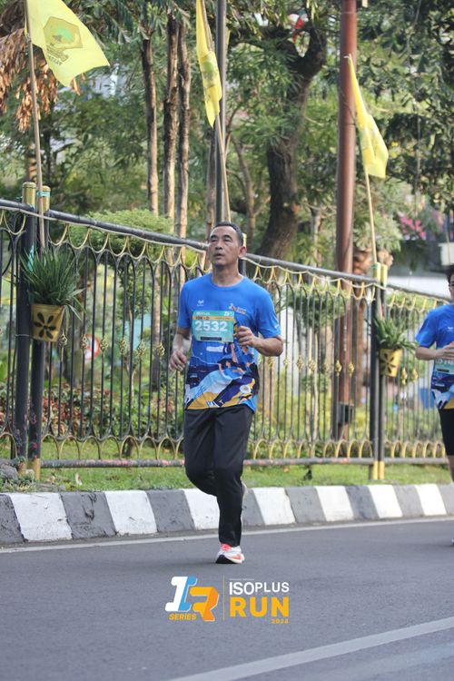 Race photo from Isoplus Run 2024 Surabaya