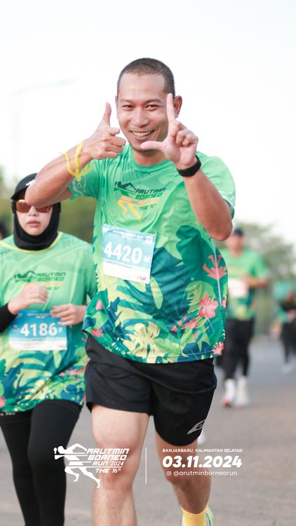 Race photo from Arutmin Borneo Run 2024