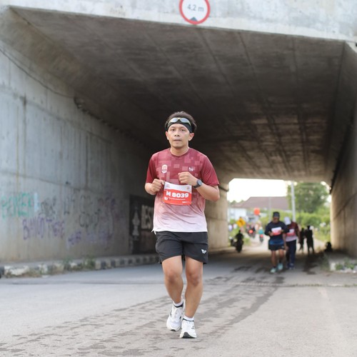 Race photo from KEDIRI HALF MARATHON 2026