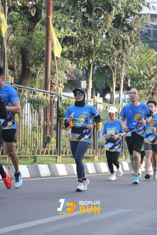 Race photo from Isoplus Run 2024 Surabaya