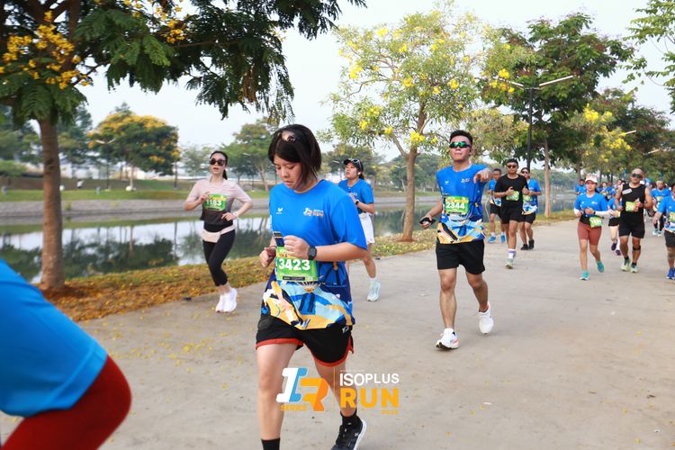 Race photo from ISOPlus Run 2024 Jakarta