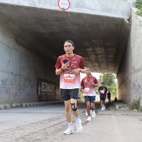 Race photo from KEDIRI HALF MARATHON 2026