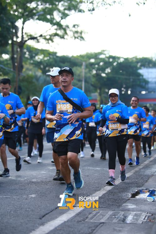 Race photo from Isoplus Run 2024 Surabaya