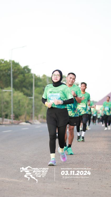 Race photo from Arutmin Borneo Run 2024