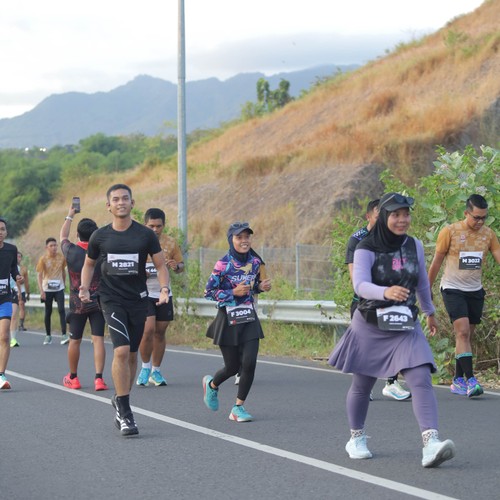 Race photo from KEDIRI HALF MARATHON 2026