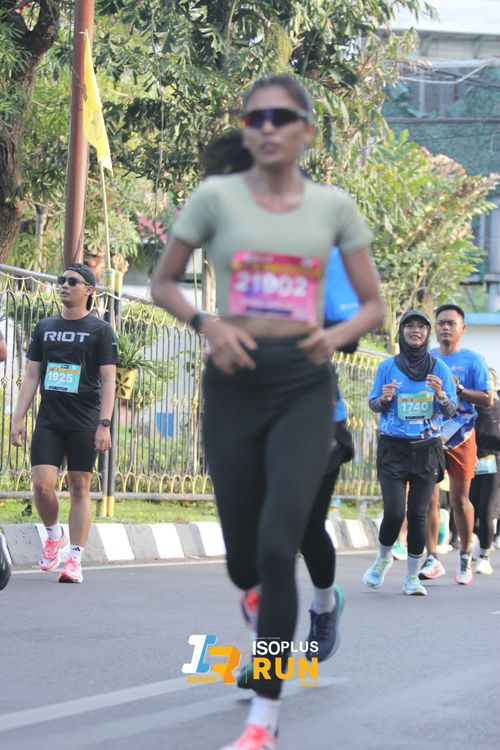 Race photo from Isoplus Run 2024 Surabaya