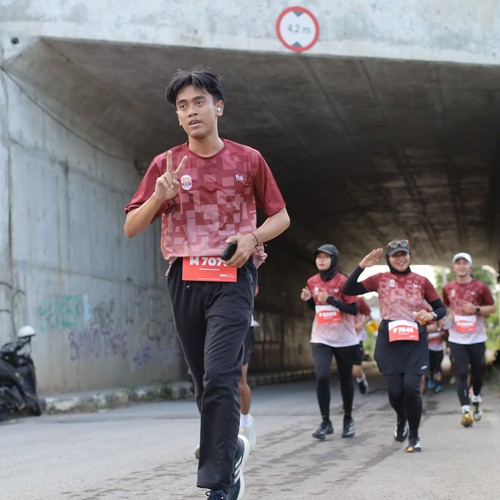 Race photo from KEDIRI HALF MARATHON 2026