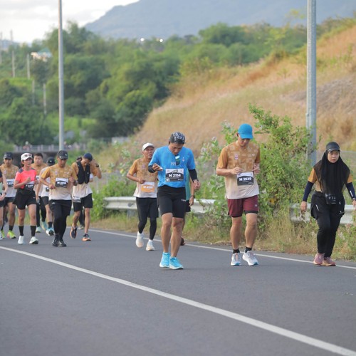 Race photo from KEDIRI HALF MARATHON 2026