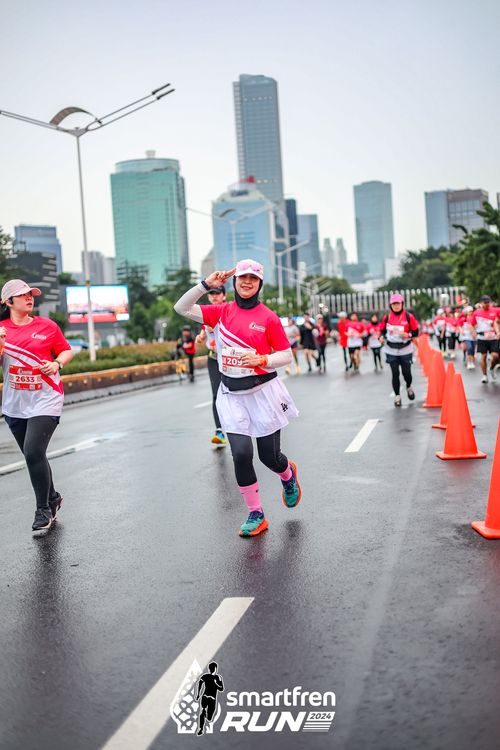 Race photo from Smartfren Run 2024
