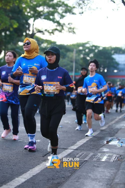 Race photo from Isoplus Run 2024 Surabaya