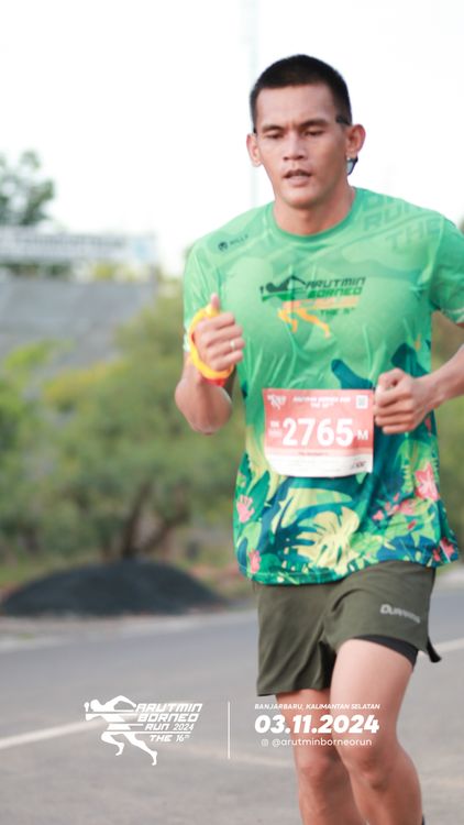 Race photo from Arutmin Borneo Run 2024