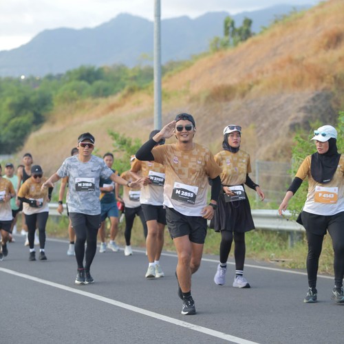 Race photo from KEDIRI HALF MARATHON 2026