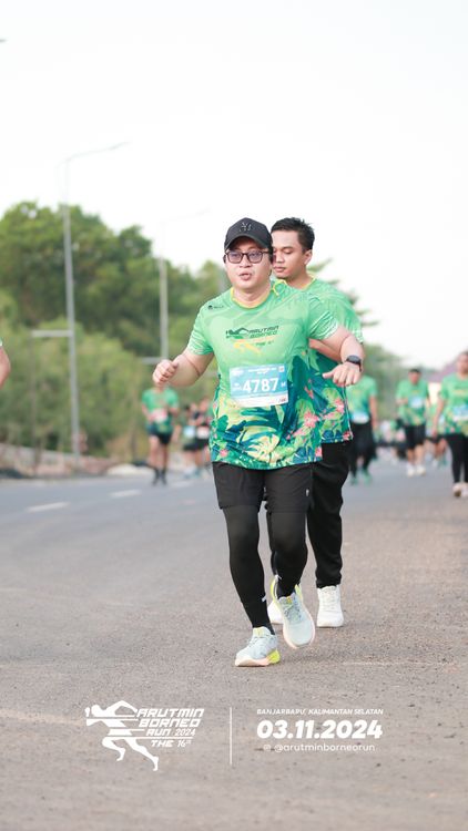 Race photo from Arutmin Borneo Run 2024