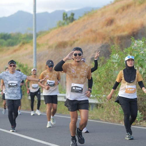 Race photo from KEDIRI HALF MARATHON 2026