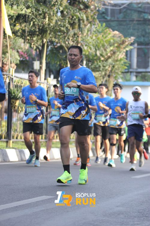Race photo from Isoplus Run 2024 Surabaya