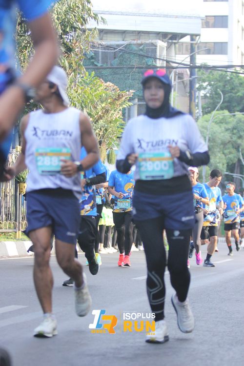 Race photo from Isoplus Run 2024 Surabaya