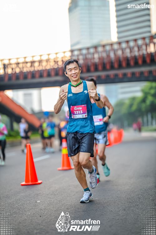 Race photo from Smartfren Run 2025 