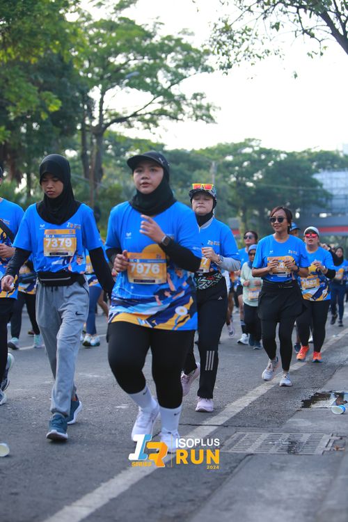 Race photo from Isoplus Run 2024 Surabaya