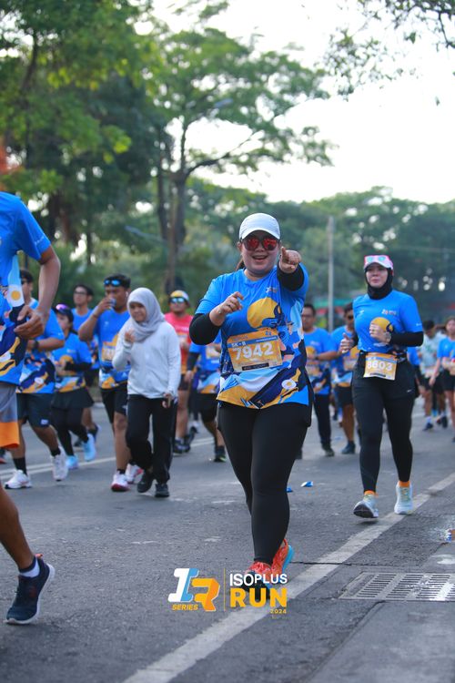 Race photo from Isoplus Run 2024 Surabaya