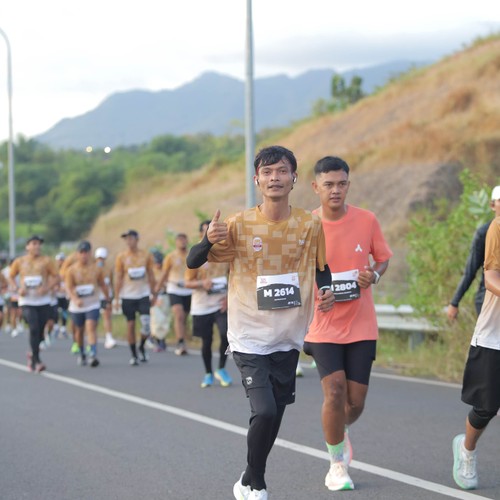 Race photo from KEDIRI HALF MARATHON 2026