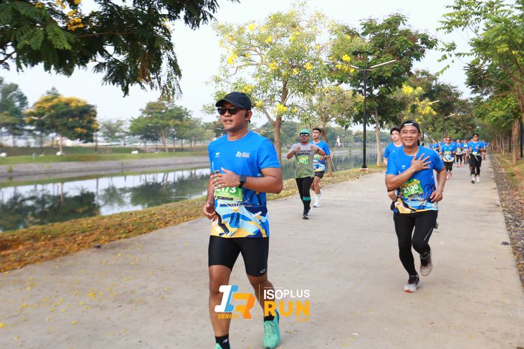 Race photo from ISOPlus Run 2024 Jakarta
