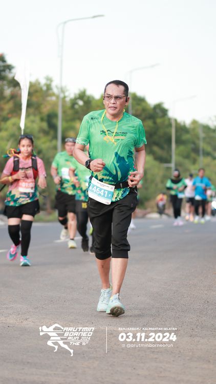 Race photo from Arutmin Borneo Run 2024
